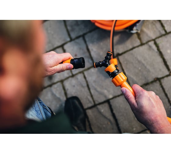 Коннектор для шланга 9 мм-3/8" FISKARS 1020441
