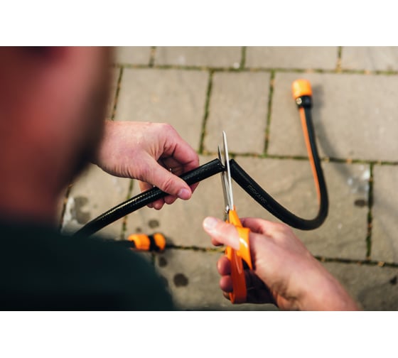 Муфта ремонтная для шланга 1/2"-5/8" FISKARS 1023668