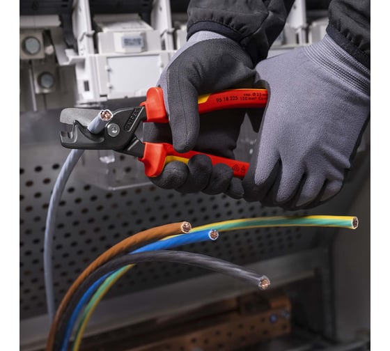 Кабелерез Knipex StepCut XL VDE, ступенчатый рез, O 23 мм (120 мм), 225 мм, хром, 2-комп диэлектрические ручки, SB KN-9518225SB