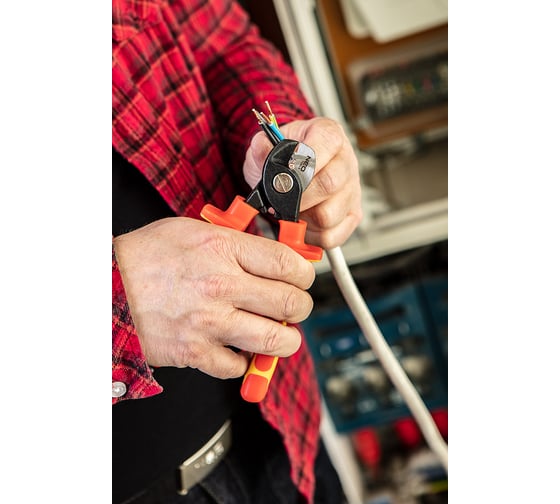 Кабелерез NEO Tools 160 мм, 1000В, CrV, полированный 01-233
