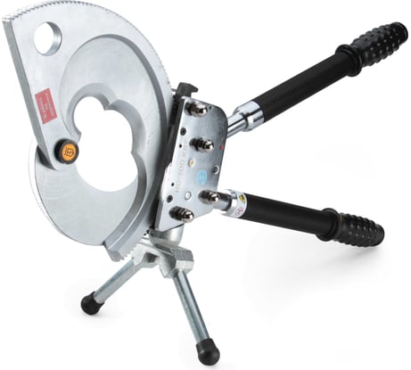 Секторные ножницы КВТ НС-100 с телескопическими рукоятками для резки бронированных кабелей 53808