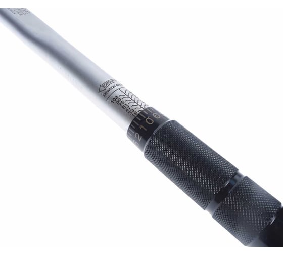 Динамометрический ключ JTC 3/8", усилие затяжки 19-110Нм, длина 355мм JTC-6902