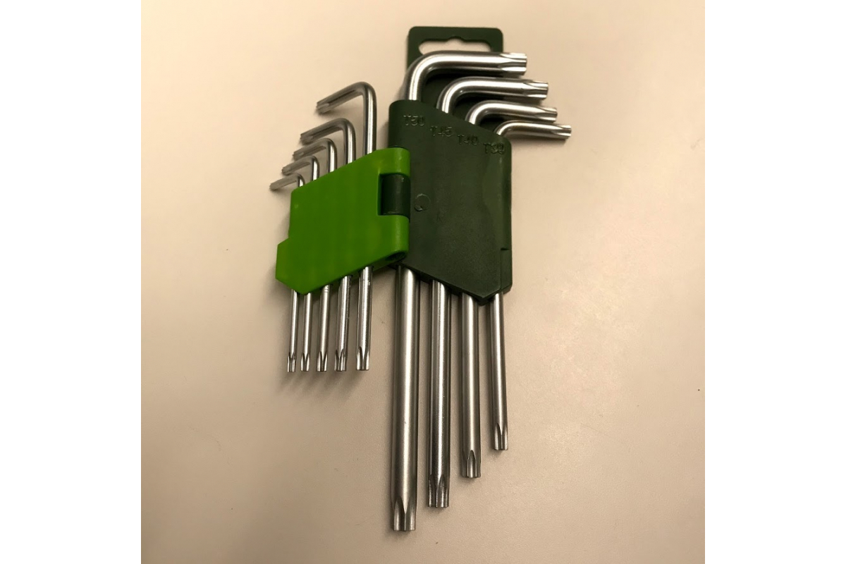  ключей TORX 9 шт с отверстием ДТ/40 Дело Техники 563591 .