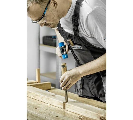 Рихтовочный молоток HOEGERT TECHNIK 600 г, с рукояткой из стекловолокна HT3B048