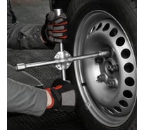 Баллонный ключ крест для автомобиля: купить ключ баллонник крестовой ...