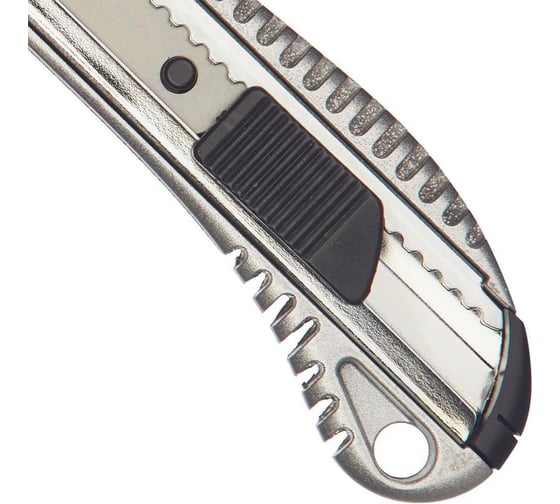 Универсальный нож Attache Selection 18 мм, металлический, с цинковым .