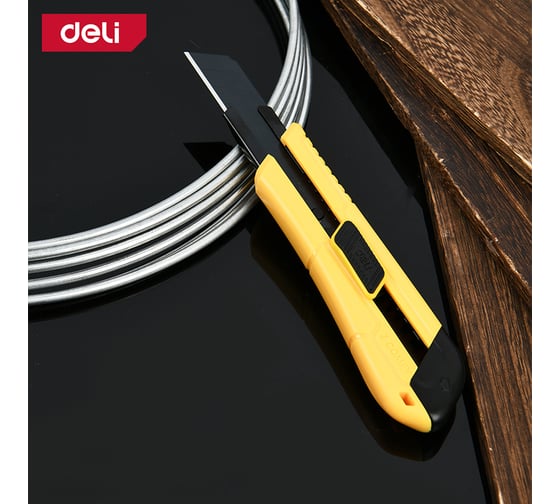 Технический нож DELI 18мм DL018 (ударопрочный корпус, автоматическая блокировка, прорезиненная рукоятка) 168401