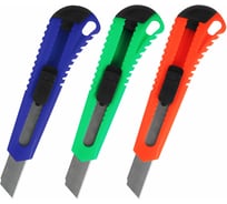 Нож канцелярский BRAUBERG 18 мм КОМПЛЕКТ 2шт + 1шт В ПОДАРОК, фиксатор, блистер, Classic 238772