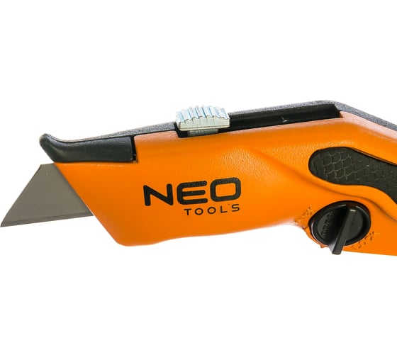 Нож с трапециевидным лезвием NEO Tools 18 мм металлический корпус 63-701