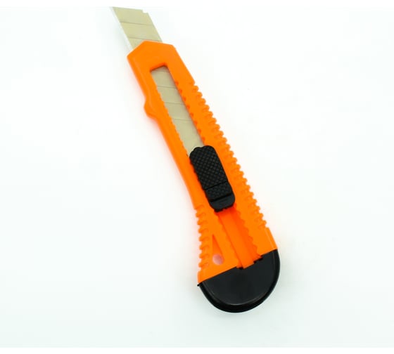 Нож BOHRER с выдвижными лезвиями 18 мм, сталь SK4 43118001