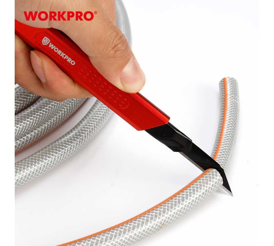 Нож для графических работ WORKPRO с отламывающимися лезвиями 30град. 9мм WP212020