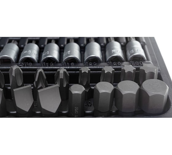Набор инструментов FORCE 82 предмета 6 гранные 1/4, 1/2 4821R-5
