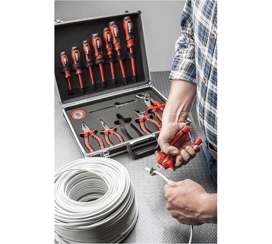 Набор инструмента 1000В 13шт NEO Tools 01-300