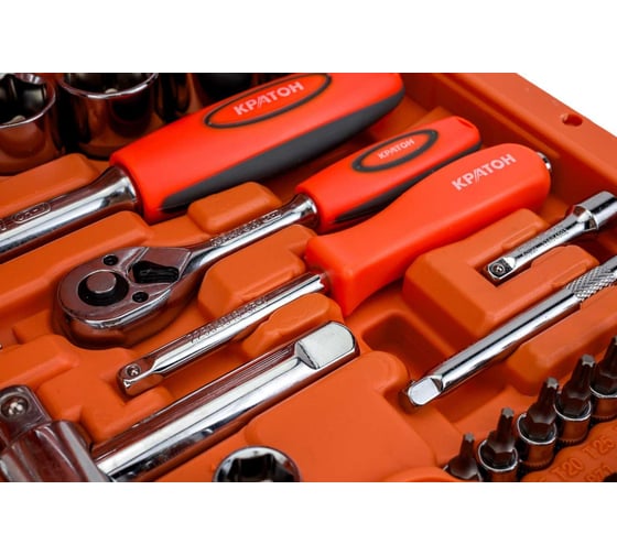 Набор инструментов 1/2 +1/4 Кратон TS-18 2 28 09 018 (82 пр