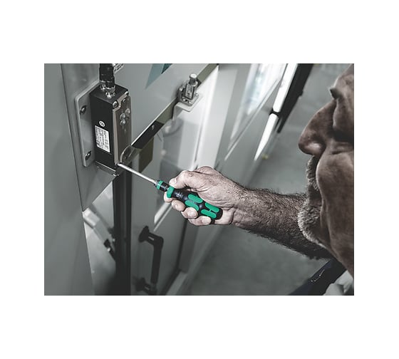 Ручка-битодержатель с функцией трещотки WERA 838 RA-R M 1/4" WE-051493