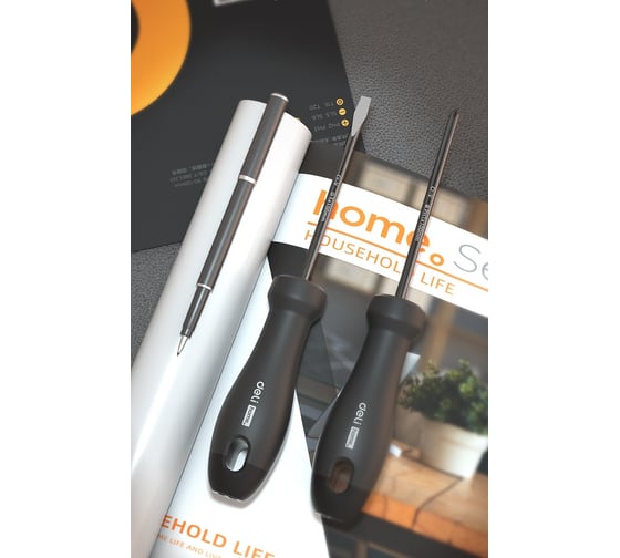 Набор отверток DELI Home Series Black HT1002 2 шт. (PH1x100, SL5x100, Cr-V, Soft Touch рукоятка, подарочная упаковка, эксклюзивный дизайн) 104594