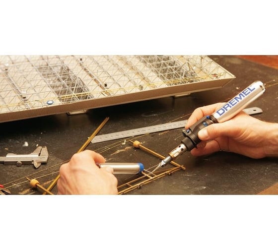 Газовый паяльник Dremel VersaTip Xmas 2013 S/E+RUS F0132000KD