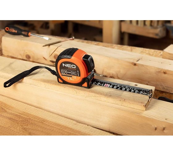 Стальная рулетка NEO TOOLS Super Black 5 м, 19 мм, автоблокировка, две кнопки остановки, магнит 67-242