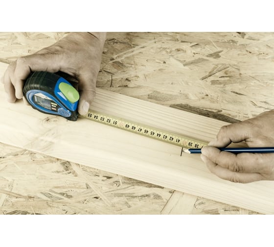 Рулетка HOEGERT TECHNIK 5 м, 25 мм, MID, покрыта нейлоном, стопор ленты HT4M426