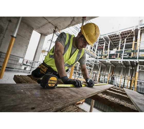 Рулетка Dewalt PREMIUM 5м DWHT0-36114