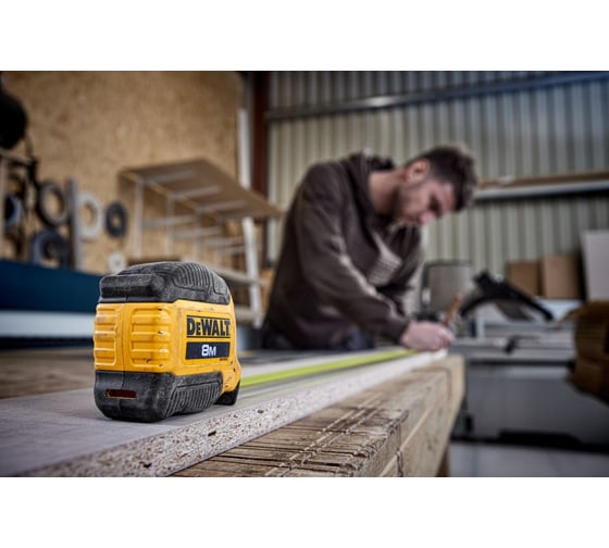 Рулетка Dewalt 8 м DWHT38128-0