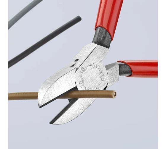 Бокорезы Knipex 110 мм, фосфатированные, обливные ручки, штрихкод на ручках KN-7001110EAN