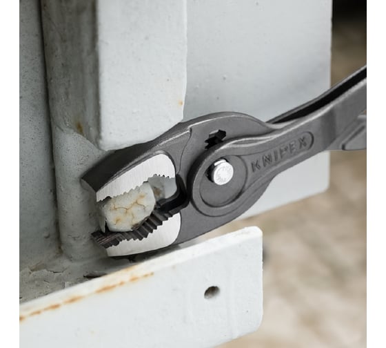 Клещи с фронтальным и боковым захватами Knipex TwinGrip, зев 5-27 мм, длина 250 мм, обливные ручки, SB KN-8201250SB