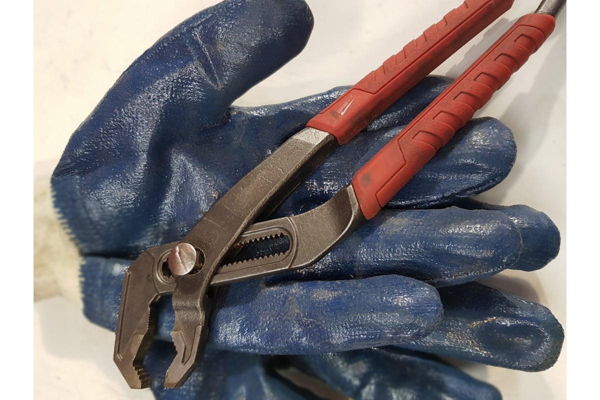 Переставные плоскогубцы 250мм Milwaukee 48226210 - выгодная цена ...