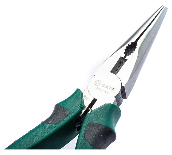 Плоскогубцы Sata 6" 166 мм, скругленные тонкие губки, прямые 70123A
