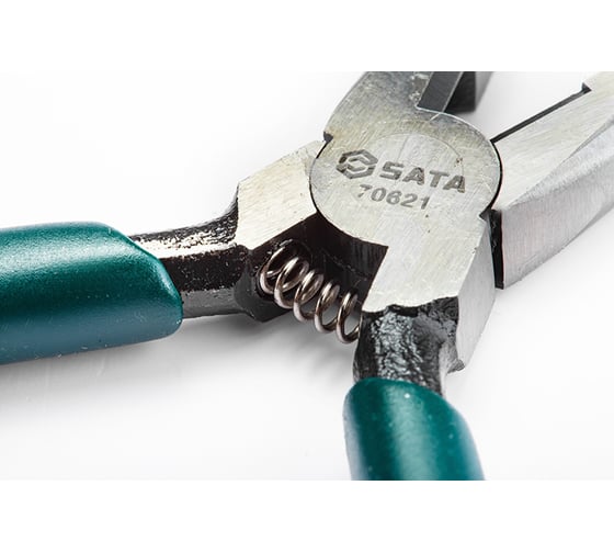 Плоскогубцы Sata 5" 140 мм, скругленные тонкие губки, прямые, с пружиной 70621