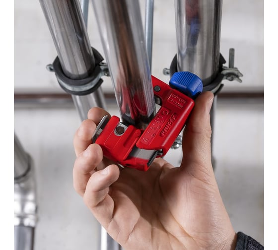 Мини-труборез Knipex TubiX S для нержавеющей стали и цветных металлов, Ø 3-30 мм, толщина max 2 мм, длина 77 мм KN-903101