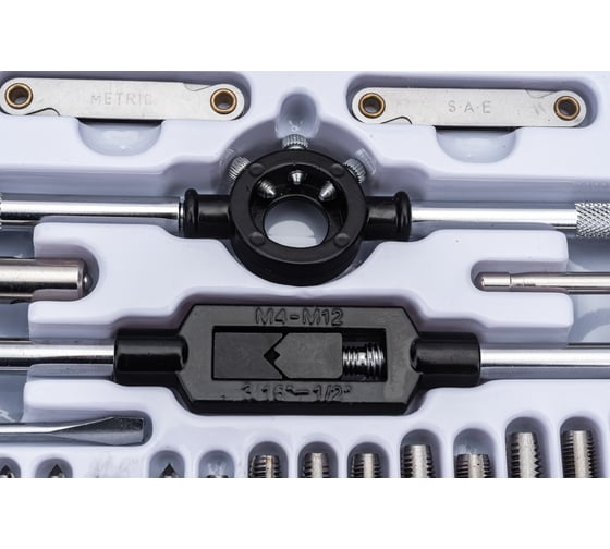 Набор метчиков и плашек Rockforce метрический и дюймовый 60 предметов RF-M060-3(10461)