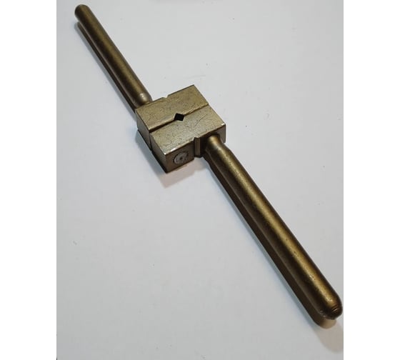 Вороток для метчиков ИПК М4-М12 Р vorotokM4-M12R 1