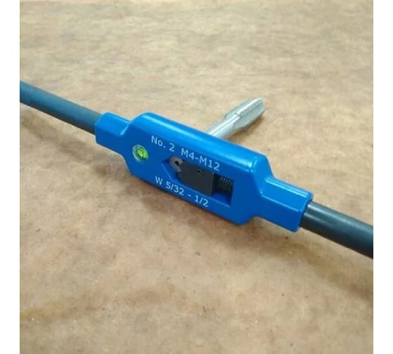 Метчикодержатель GSR DIN 1814 Nr. 0 M 1-8 Silver с уровнем L-130 mm B08802020