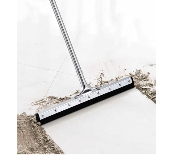 Сгон напольный/ выравниватель резиновый для наливных полов и бетона RoomBroom 80см без рукояти под черенок RB2163