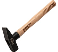 Слесарный молоток Denzel 500 г, кованый квадратный боек, буковая рукоятка 10429