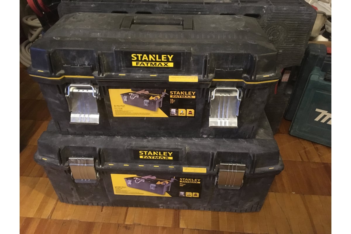 Профессиональный 23. Ящик Stanley FATMAX 1-94-749. Ящик Stanley FATMAX Lock 1-94-747. FATMAX влагозащитный Stanley 1-94-749. Ящик с органайзером Stanley FATMAX 1-94-857 40x20.9x18.3 см 16''.