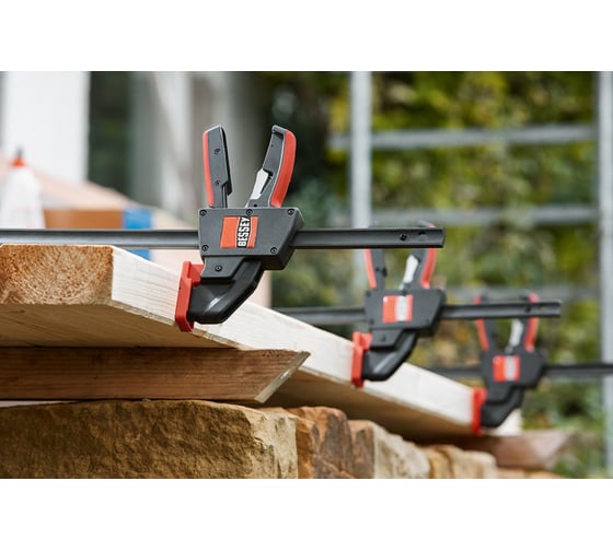 Струбцина пистолетного типа BESSEY 2.7 кН, 900 x 90 мм, распор 195-1090 мм BE-EZXL90-9