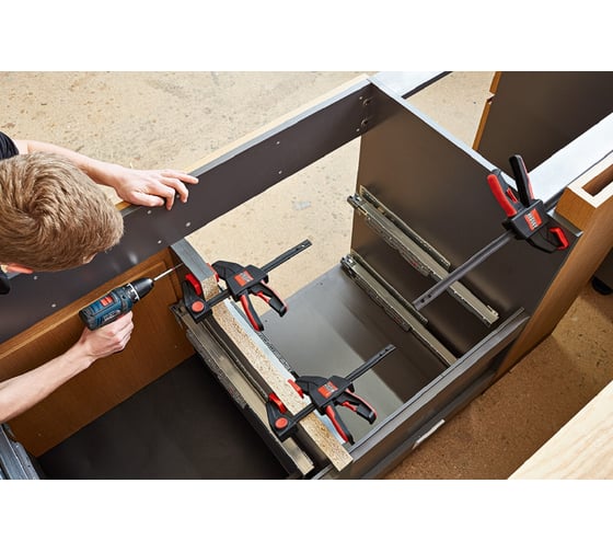 Струбцина пистолетного типа BESSEY 1.4 кН, 300 x 80 мм, распор 160-450 мм BE-EZL30-8