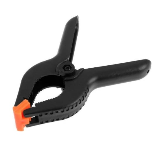 Клещеобразная струбцина TUNDRA 6", 150 мм 1722634
