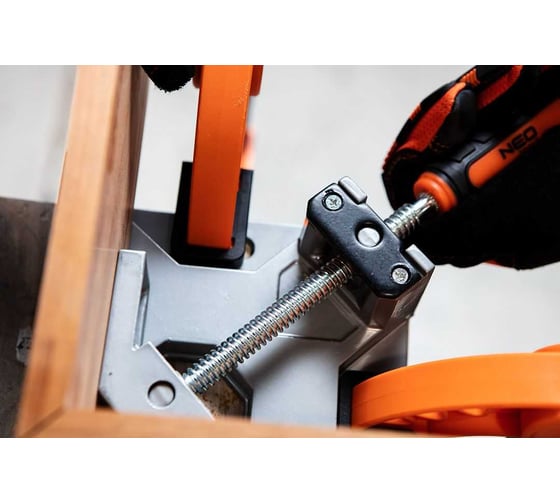 Угловой зажим NEO TOOLS 45-490