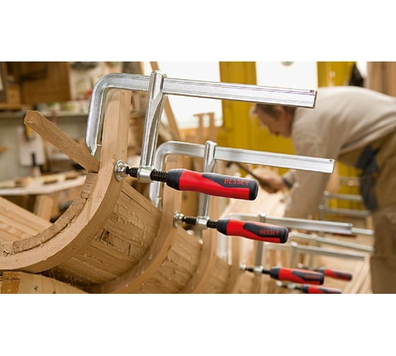 Цельнометаллическая струбцина BESSEY 400/120, усилие 6 кН, c 2-компонентной рукояткой BE-GZ40-2K