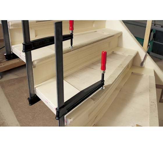 Струбцина BESSEY для глубокого зажима 800/200, усилие 7 кН, с деревянной рукояткой BE-TGN80T20 1
