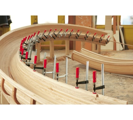 Струбцина BESSEY из ковкого чугуна 800/120, усилие 6 кН, с деревянной рукояткой BE-TG80S12