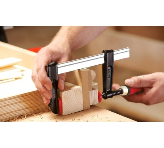 Струбцина BESSEY чугунная 200/50, 5.5 кН, деревянная ручка BE-TPN20B5BE