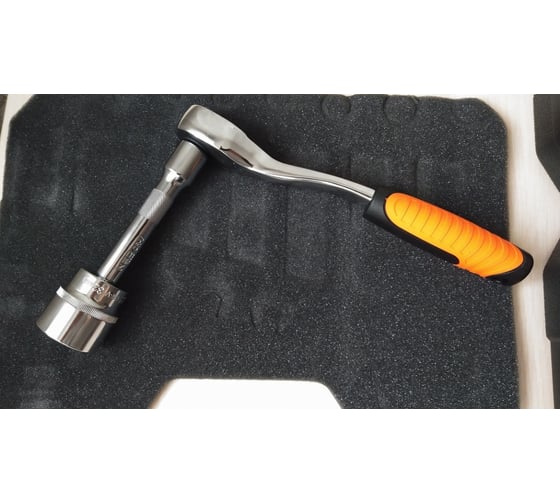 Сменные головки 82 шт. 1/2 1/4 CrV NEO Tools 08-672 23