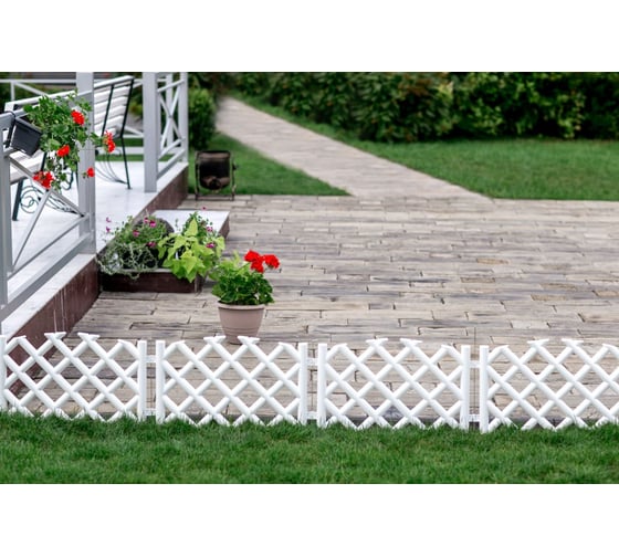 Декоративный забор GARDENPLAST BAROKKO №5 белый, 4 секции, длина 278 см, высота 41 см 00052
