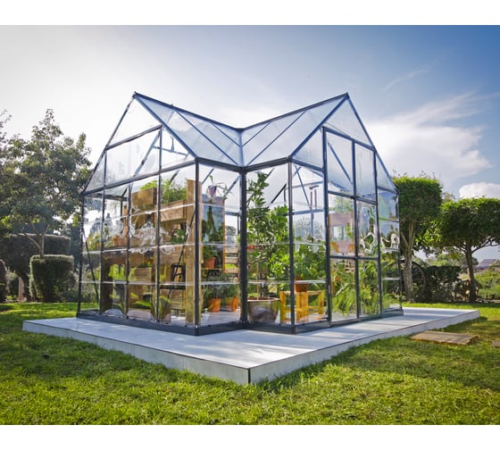 Теплица с прозрачным остеклением Palram VICTORY ORANGERY GARDEN CHALET 702422