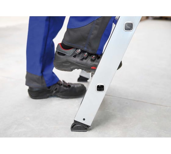 Стремянка MUNK 7 ступеней с покрытием Clip-Step R13 рукоятка Ergo-pad 041627