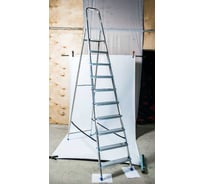 Стремянка алюминиевая GEVA TRADE 10 ступеней, 208 см, 8 кг SAGT-010